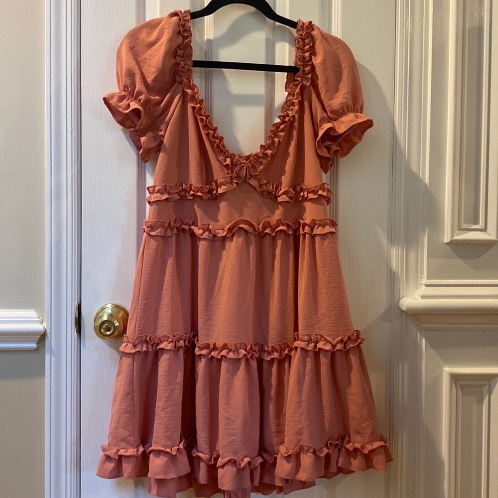 NWOT pink ruffled dress